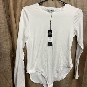 Fashion Nova Classic White Long Sleeve bodysuit